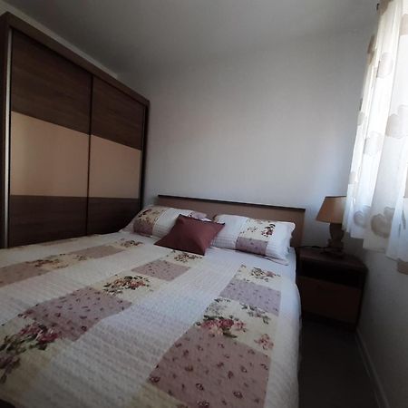 טרוגיר Apartment Lucky With Jacuzzi חדר תמונה