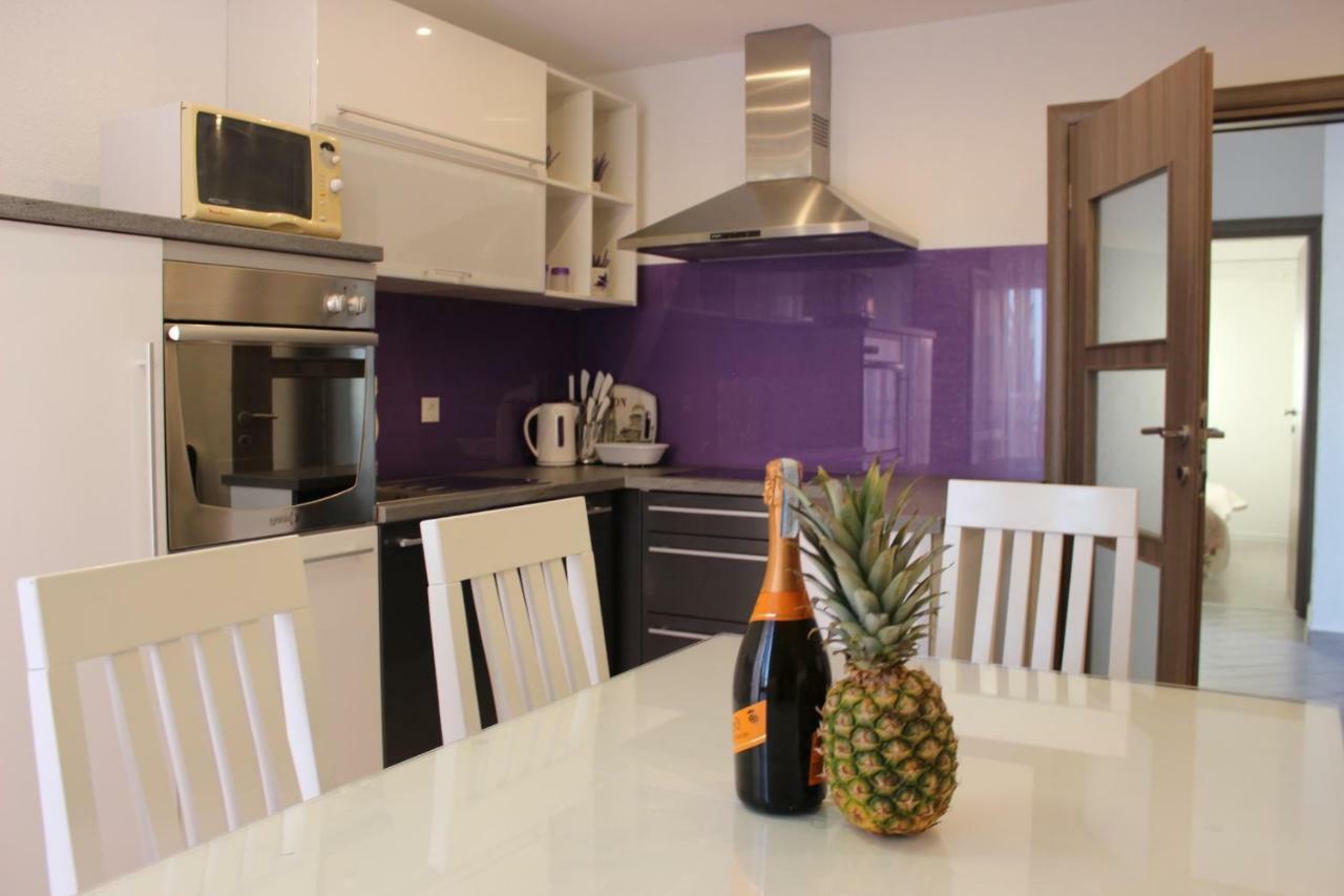 טרוגיר Apartment Lucky With Jacuzzi מראה חיצוני תמונה
