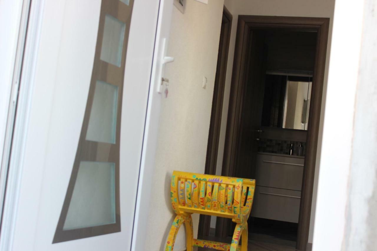 טרוגיר Apartment Lucky With Jacuzzi מראה חיצוני תמונה